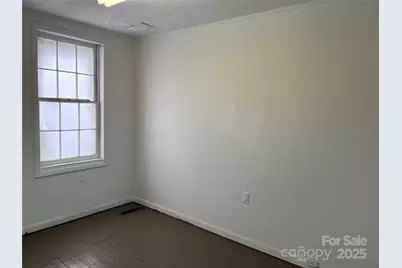 1602 Harper Avenue SW, Lenoir, NC 28645 - Photo 8