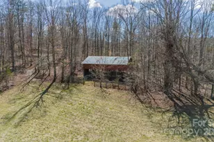 000 N Mountain St, Blacksburg, SC 29702 - Photo 4