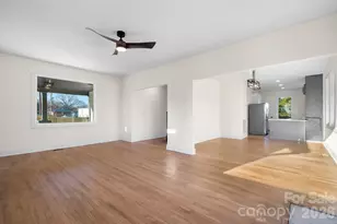 49 8th St SE, Hickory, NC 28602 - Photo 4