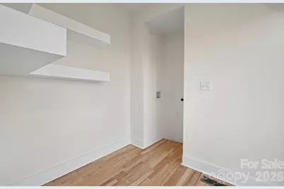 49 8th Street SE, Hickory, NC 28602 - Photo 18