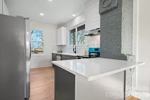 49 8th St SE, Hickory, NC 28602 - Photo 14