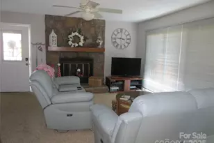 8188 Normandy Rd, Denver, NC 28037 - Photo 2