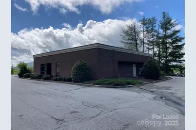 3811 Hendersonville Road, Fletcher, NC 28732 - Photo 4