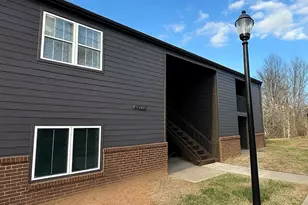 8033 Cedar Glen Dr, Charlotte, NC 28212 - Photo 1