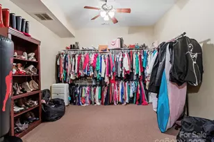 35 Land's End Dr, Burnsville, NC 28714 - Photo 26