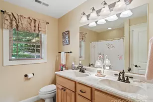 35 Land's End Dr, Burnsville, NC 28714 - Photo 22