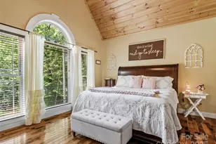 35 Land's End Dr, Burnsville, NC 28714 - Photo 12