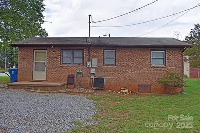 3624 Hickory Lincolnton Highway, Newton, NC 28658 - Photo 6