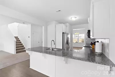 9022 Colwick Hill Lane, Charlotte, NC 28215 - Photo 8