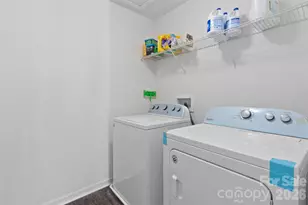 9022 Colwick Hill Ln, Charlotte, NC 28215 - Photo 22