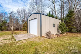 6000 George Hildebran School Rd, Hickory, NC 28602 - Photo 14