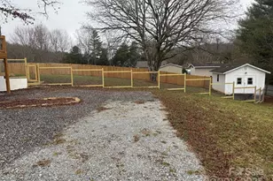 94 Breezy Knob Rd, Franklin, NC 28734 - Photo 36