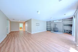 138 Woodhaven Dr, Hendersonville, NC 28739 - Photo 16