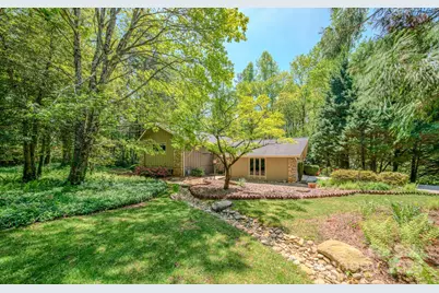 138 Woodhaven Drive, Hendersonville, NC 28739 - Photo 26