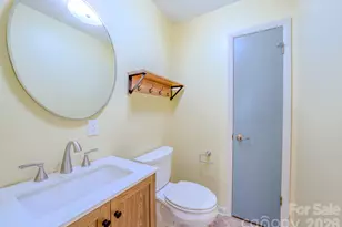 138 Woodhaven Dr, Hendersonville, NC 28739 - Photo 14