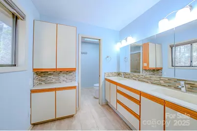 138 Woodhaven Drive, Hendersonville, NC 28739 - Photo 12