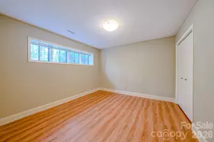 138 Woodhaven Dr, Hendersonville, NC 28739 - Photo 18