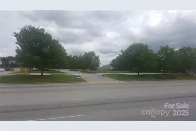 3665 Hendersonville Road, Asheville, NC 28732 - Photo 2