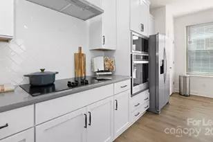 2635 W Trade St, Charlotte, NC 28208 - Photo 4