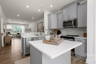 2635 W Trade St, Charlotte, NC 28208 - Photo 6