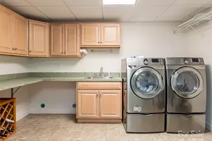 142 Twin Courts Dr, Weaverville, NC 28787 - Photo 40