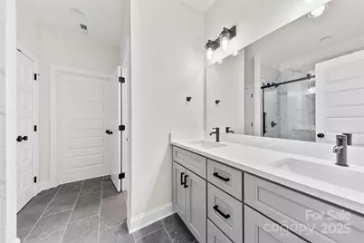 412 W Westview Street, Gastonia, NC 28052 - Photo 24