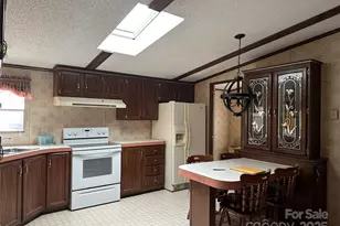 459 Towell St, Mooresville, NC 28115 - Photo 8