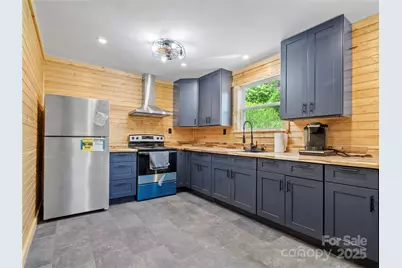 137 Red Maple Lane, Burnsville, NC 28714 - Photo 4