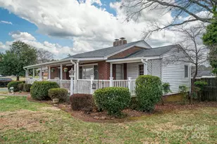 816 S Point Rd, Belmont, NC 28012 - Photo 2