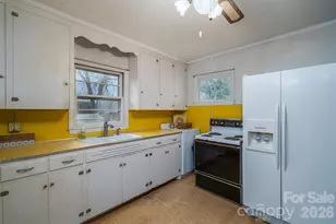 816 S Point Rd, Belmont, NC 28012 - Photo 20