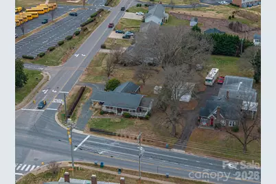 816 South Point Road, Belmont, NC 28012 - Photo 2