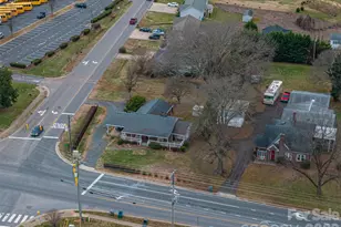 816 S Point Rd, Belmont, NC 28012 - Photo 2