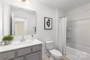 1402 Richmond Dr, Lowell, NC 28098 - Photo 24