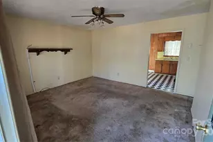 509 California Cir, York, SC 29745 - Photo 2