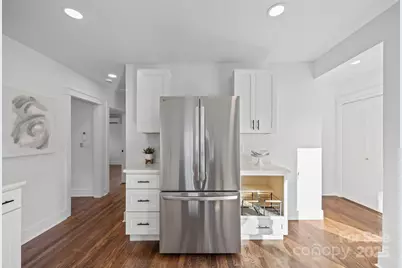 706 Rhodes Park Drive, Hendersonville, NC 28791 - Photo 24