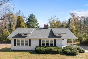 706 Rhodes Park Dr, Hendersonville, NC 28791 - Photo 4