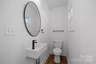 706 Rhodes Park Dr, Hendersonville, NC 28791 - Photo 26