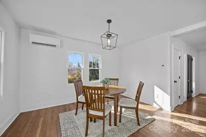 706 Rhodes Park Drive, Hendersonville, NC 28791 - Photo 18