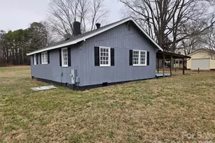 915 Chapel St, Landis, NC 28088 - Photo 1