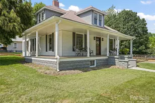 163 Pharr St, Canton, NC 28716 - Photo 1