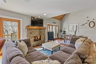 34 Red Cedar Ct, Sapphire, NC 28774 - Photo 12