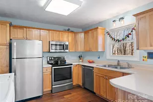 282 Friar Tuck Ln, Maggie Valley, NC 28751 - Photo 8