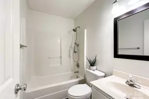 5610 Stone Bluff Ct, Charlotte, NC 28214 - Photo 22