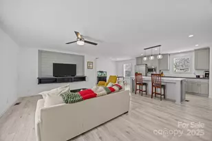 15 Luther Woods Dr, Candler, NC 28715 - Photo 4