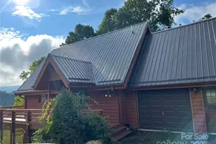 71 Travis Ln, Bakersville, NC 28705 - Photo 2