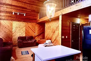 71 Travis Ln, Bakersville, NC 28705 - Photo 6