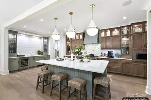 19419 Youngblood Rd W, Charlotte, NC 28278 - Photo 4