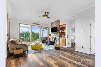 66 Club Villa Court #D-3, Burnsville, NC 28714 - Photo 2