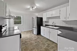 924 Springdale Ln, Gastonia, NC 28052 - Photo 6