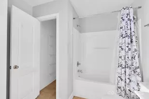 8214 Deodora Cedar Ln, Charlotte, NC 28215 - Photo 32